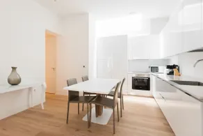 Spectacular Strand 2 bed apartment!! - Image 4