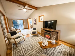 Blue Ribbon Cabin - Image 2