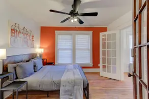 Charming Cooper-Young Flat in the Heart of Memphis - Image 3
