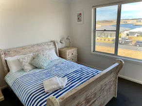 Ocean Blue Holiday Retreat - Image 2