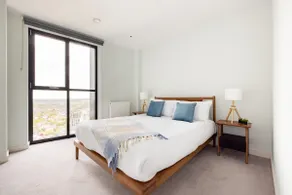 City Views - 2 bed apartment with Roof Top Gym - Image 5
