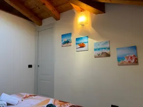 Attic Apartment Villa Rosa with private parking space - Image 5