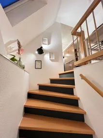 Attic oasis: 3 bedrooms, view & comfort - Image 5