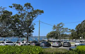 Balmoral Beach Front 2 Bedroom Waterview Mosman - Image 4