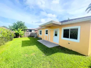 Homestead Green retreat - Image 2