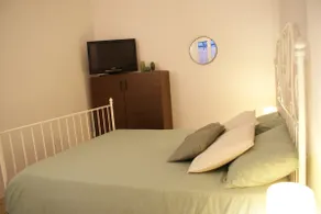 San Lorenzo Accommodation One - Image 3