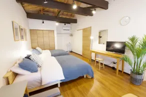 Red tile roof + Japanese-style townhouse * Up to 6 people * Open studio + free parking + Wi-Fi * MK563 - Image 2