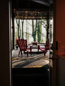 Cozy King Suite | Fire Pit | Near Lonsdale Quay - Image 4