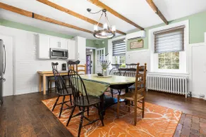 Modern Luxury in a Unique Farmhouse - Sleeps 10 - Image 3