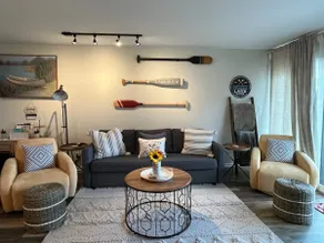 Newly Updated Modern, Spacious, and Cozy Condo- Right on the Lake! - Image 2