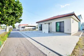 Open studio Townhouse + 2 free Car parking + WiFi - Image 5