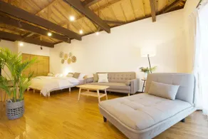 Open studio Townhouse + 2 free Car parking + WiFi - Image 3