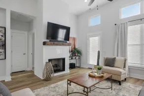 Lux Modern Home | 20 mins to Nashville - Image 2