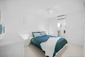 Spearmint House - Art Deco Gem in Misty Mountains - Image 2