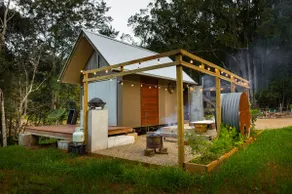 Creek Side Shepherds Hut -Beach, Bush or Railtrail - Image 2
