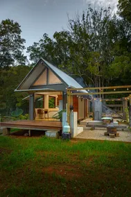 Creek Side Shepherds Hut -Beach, Bush or Railtrail - Image 3