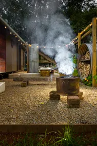 Creek Side Shepherds Hut -Beach, Bush or Railtrail - Image 5