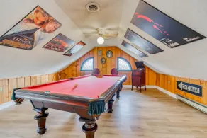 Niagara Farmhouse Cottage with Attic & Heated Pool - Image 3
