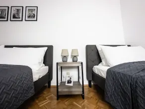 First-class 3-room apartment - Image 5