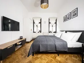 First-class 3-room apartment - Image 4