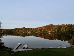 Lakehouse with hot tub! - Image 2