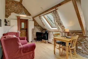 Horner at Duddings - sleeps 2, indoor pool etc - Image 2