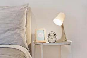 Stylish 1BR Entire CBD Apt 5 Minutes Train Station - Image 4