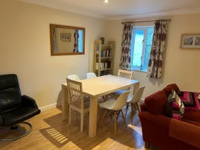 Creek Cottage - Image 4