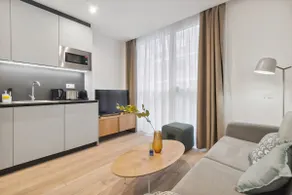 limehome Valencia Palau | Studio with Sofa Bed - Image 5
