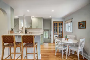 The Meeker House (Charming 3/4 Bedroom Home) - Image 4