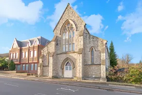 Stunning one bed apartment near Windsor and Ascot - Image 2