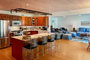 Gwyn Haven - Spacious Charming Century Home in Wellington - Image 2