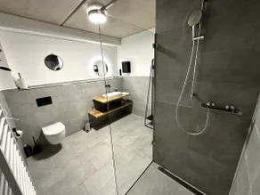 Luxurious canal apartment - Image 4