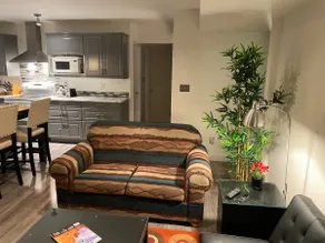 Tracy’s Place (Quiet 2 Bdrm family guest suite) - Image 2