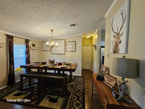 The Cozy Cabin - Image 2