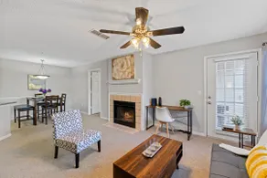 Cozy Near UGA | Pool, Gym, Free Parking&Free WiFi. - Image 3