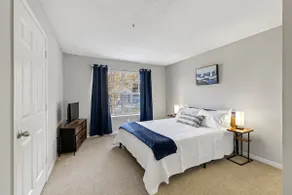 Cozy Near UGA | Pool, Gym, Free Parking&Free WiFi. - Image 5