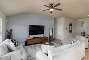 Quaint Charm & Modern Comfort - Image 3