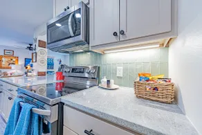 Cape Cod Cottage/ Prime central area/ Mabee Swim - Image 4