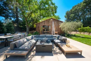 Luxurious Wine Country Estate - Image 5