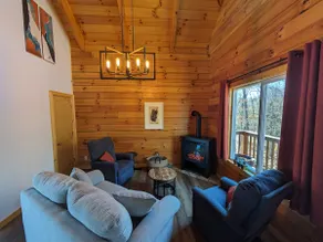 Lofty Lakeview Cabin - Image 4