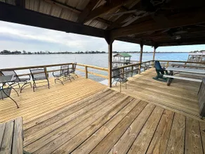 False River Lakefront Home! Private 2 story Pier! - Image 3