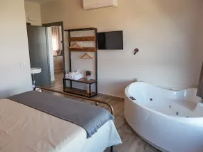 Lazaro Suite - Image 4