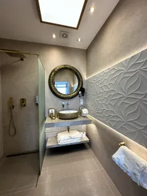 Design apartment with top panorama and rooftop terrace - Image 4