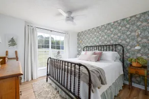 Southall Cottage in Franklin - Image 3