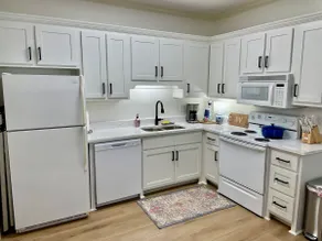 Close to Campus/Newly Remodeled - Image 2