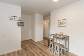 The Spacious Kinnick Retreat | 3 BR - Image 5