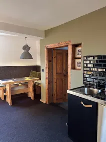 Woody Cabin - Image 3