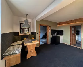 Woody Cabin - Image 4