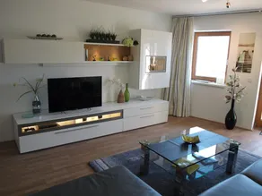 Lake View Apartment - Image 2